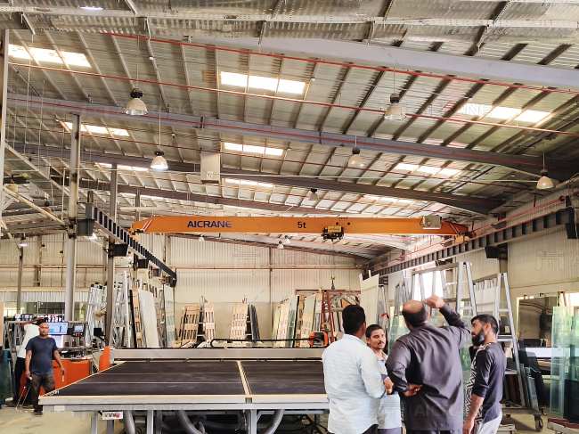 overhead 5 ton crane in workshop