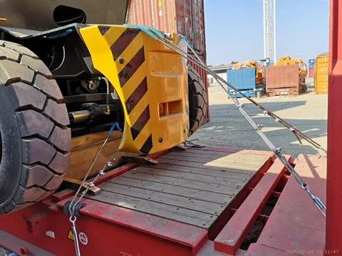 Container Reach Stacker
